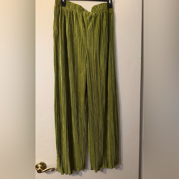Omancia Solid Accordian Green Wide Leg Elastic Band Pants Sz XL - Picture 2 of 7